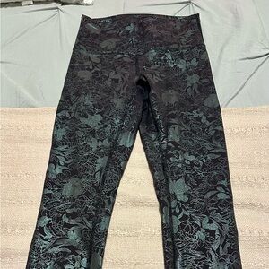 Lululemon Wunder Train Tight